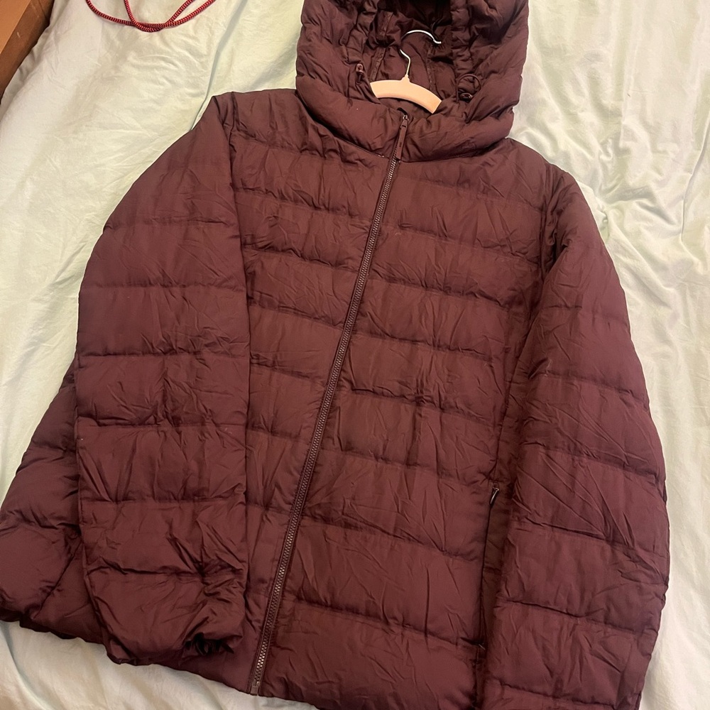 Uniqlo pack able down jacket